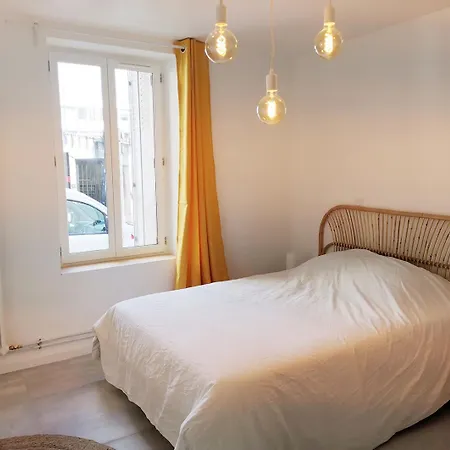 Le Saint Christophe - Mairie D'aubervilliers Ligne 12 Penzion